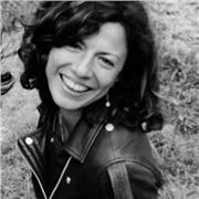 Italiana a Parigi da 10 anni, disponibile per lezioni di conversazione, per ogni livello, online